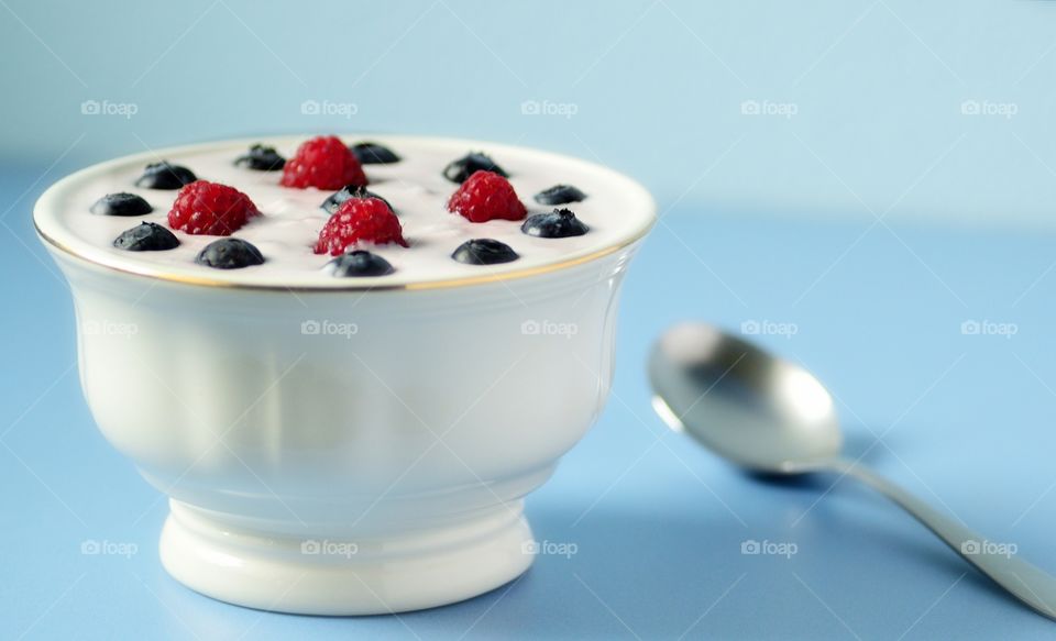 Studio shot of food in bowl