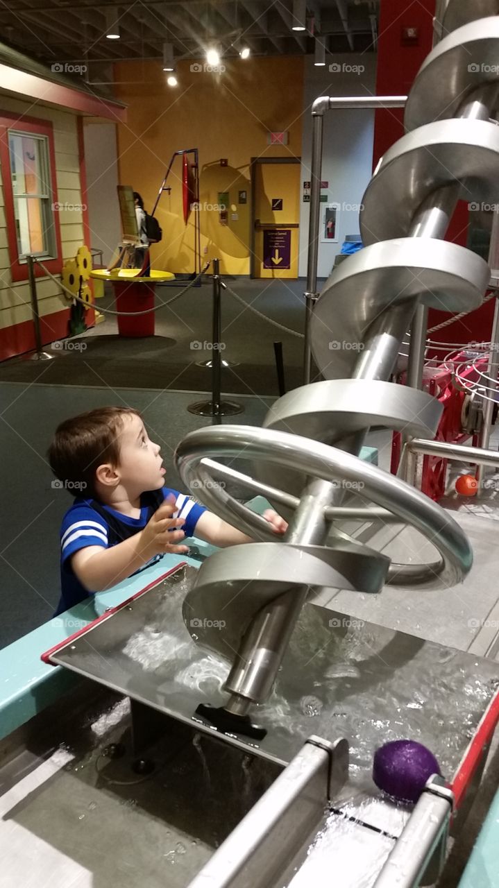 toddler meets tech. Ann Arbor Hands-on Museum