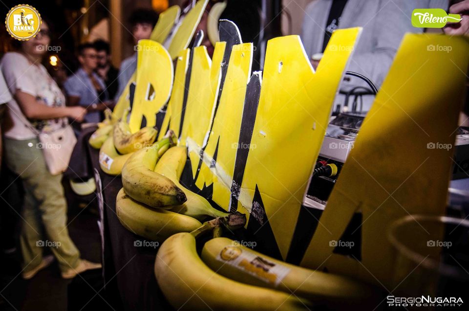 Bananas 
