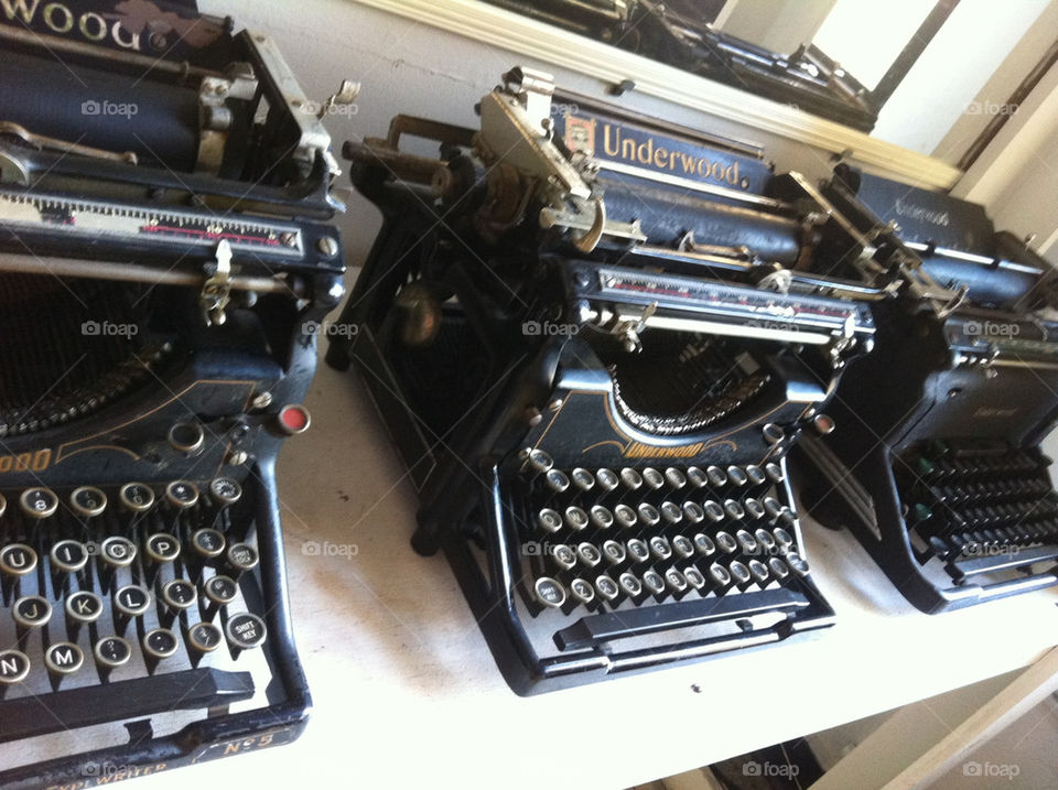 TYPEWRITERS