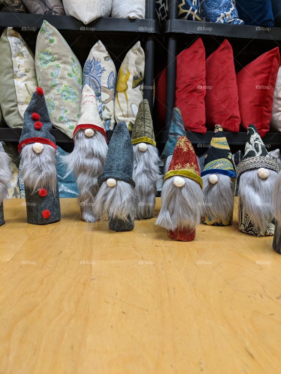 Christmas gnomes. do it yourself Christmas decorations. Cute gnomes made with remnants