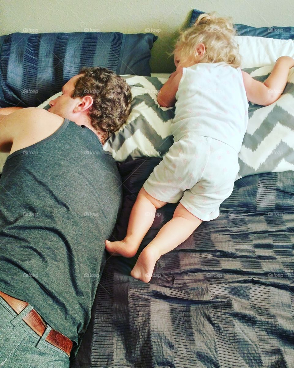 daddy daughter nap