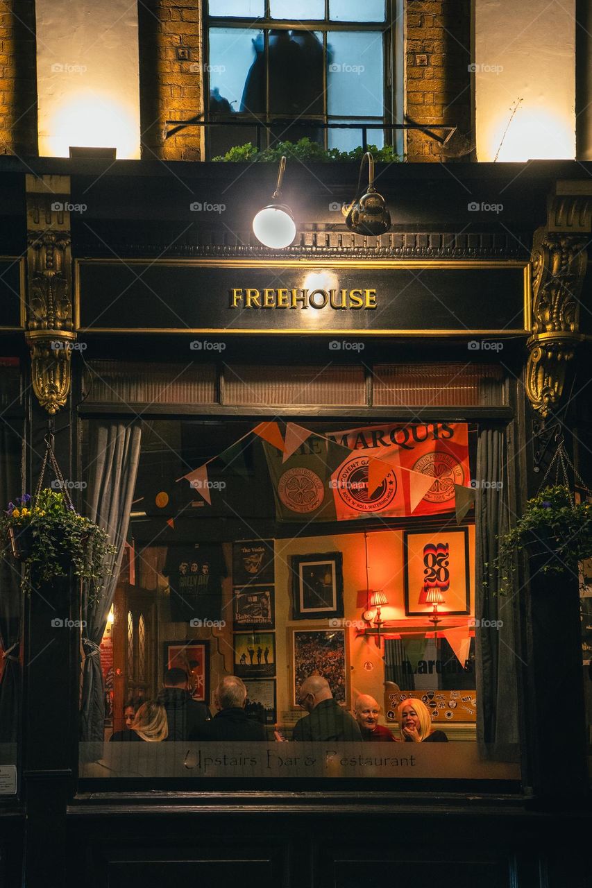 Restaurant lights in London