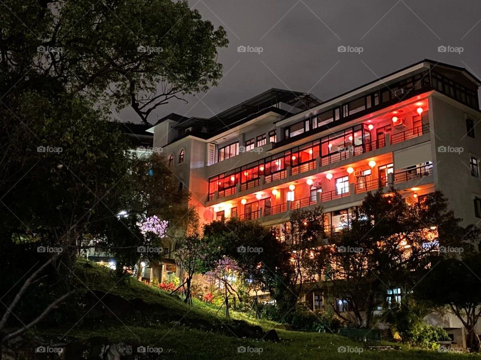 beautiful house night view