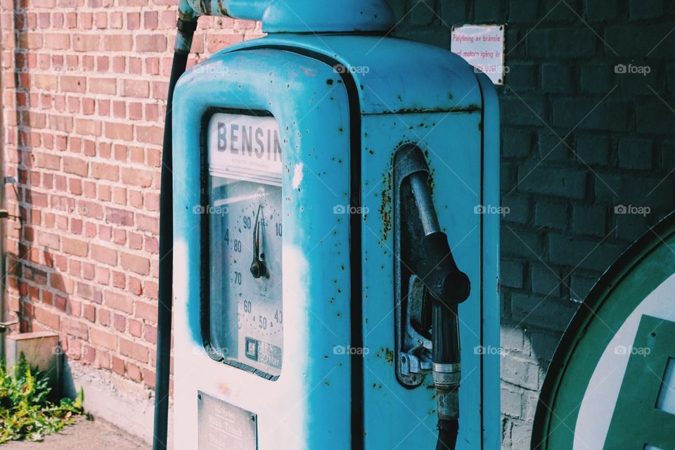 Old vintage Gasolin pump