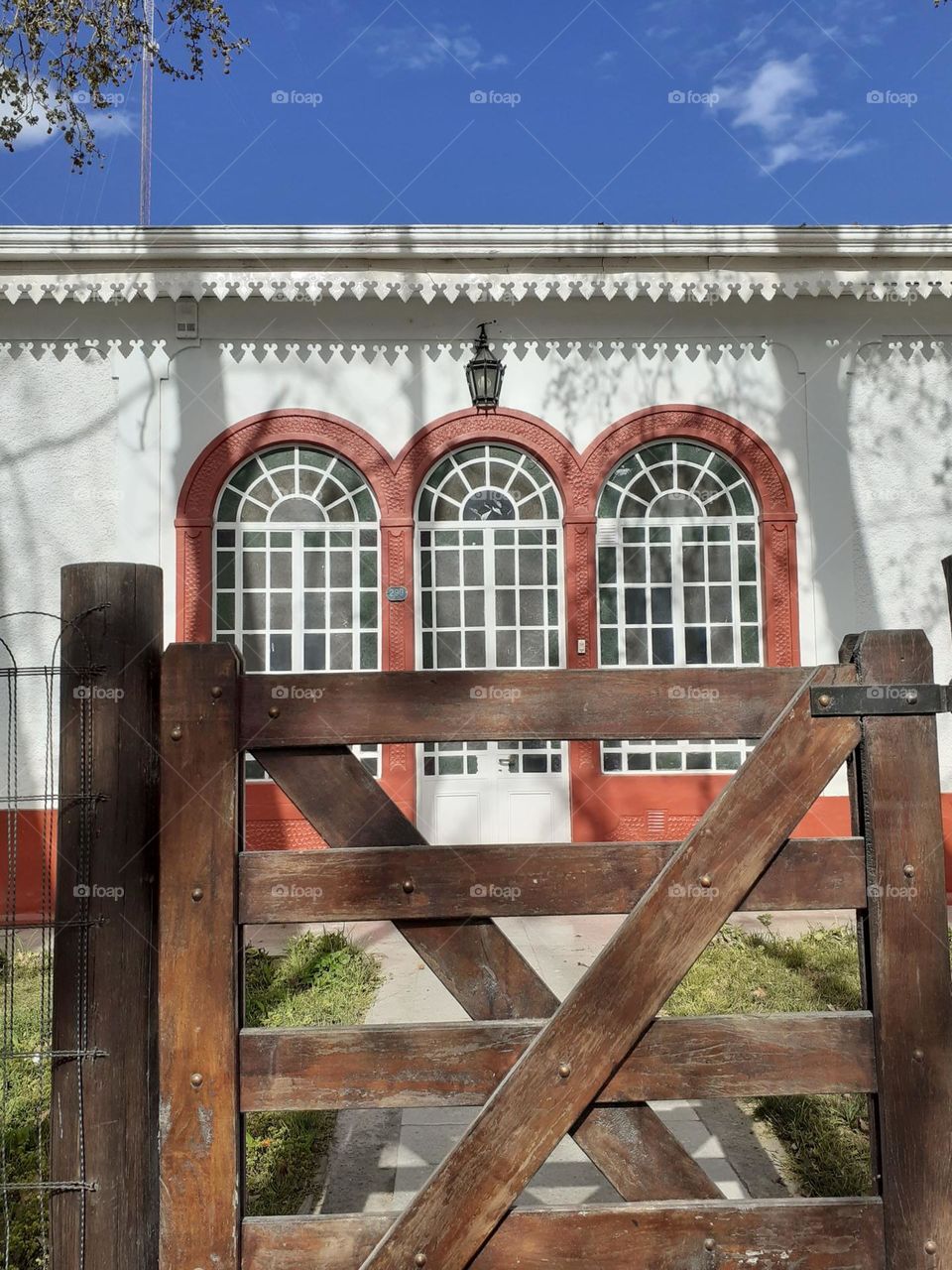 puerta de madera de entrada