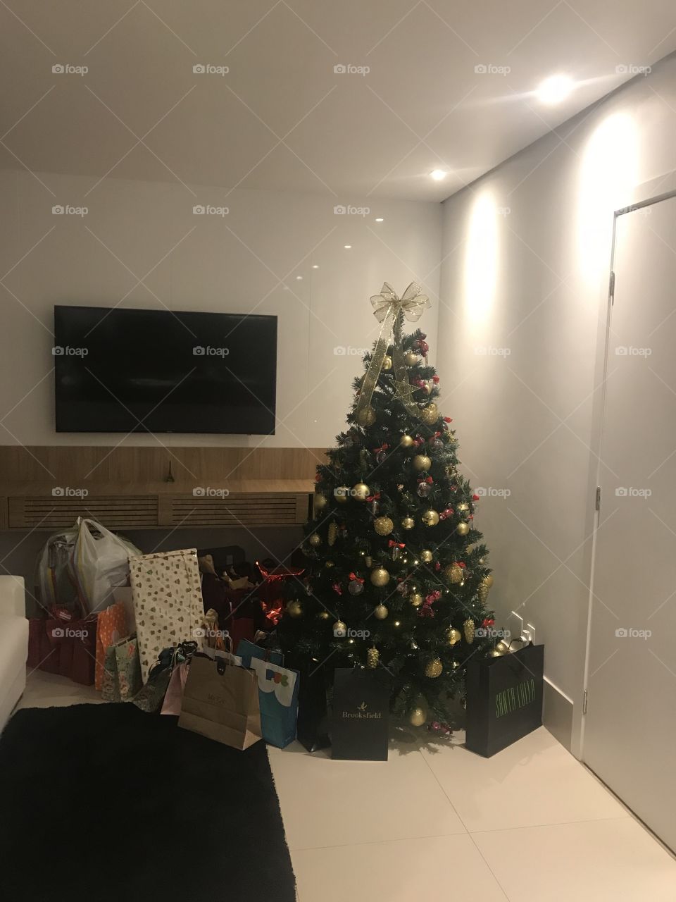 Christmas tree 