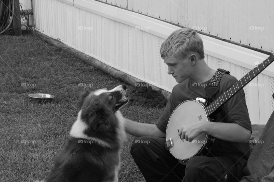 Banjo and a dog