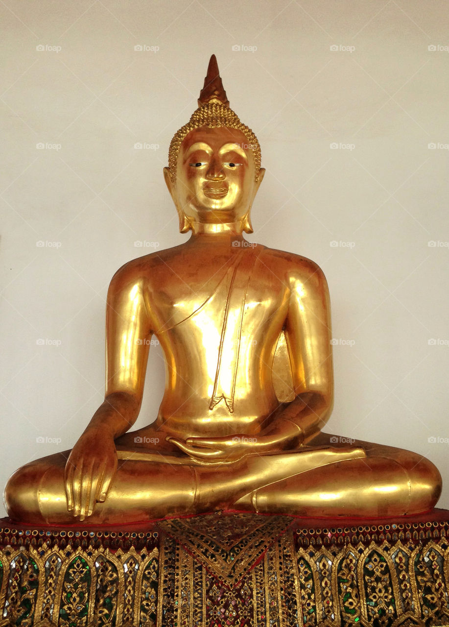 Buddha statue