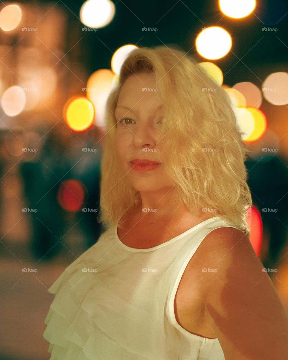 Caught in thought, Night