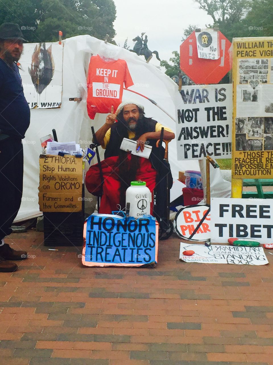 Peaceful demonstration Free Tibet outside The White House