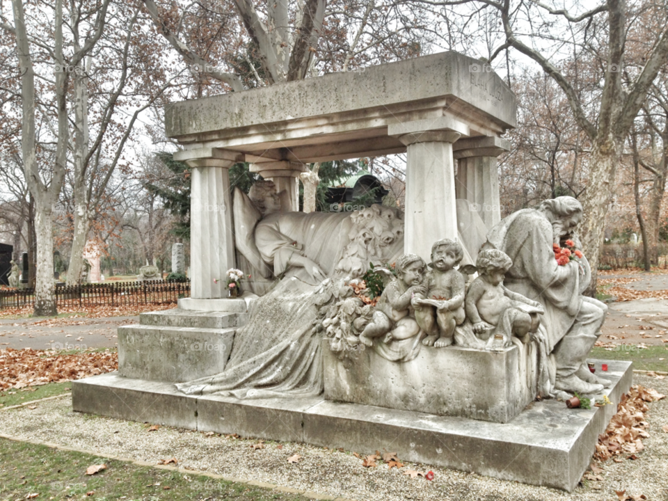 tree statue art leaf by piaktw