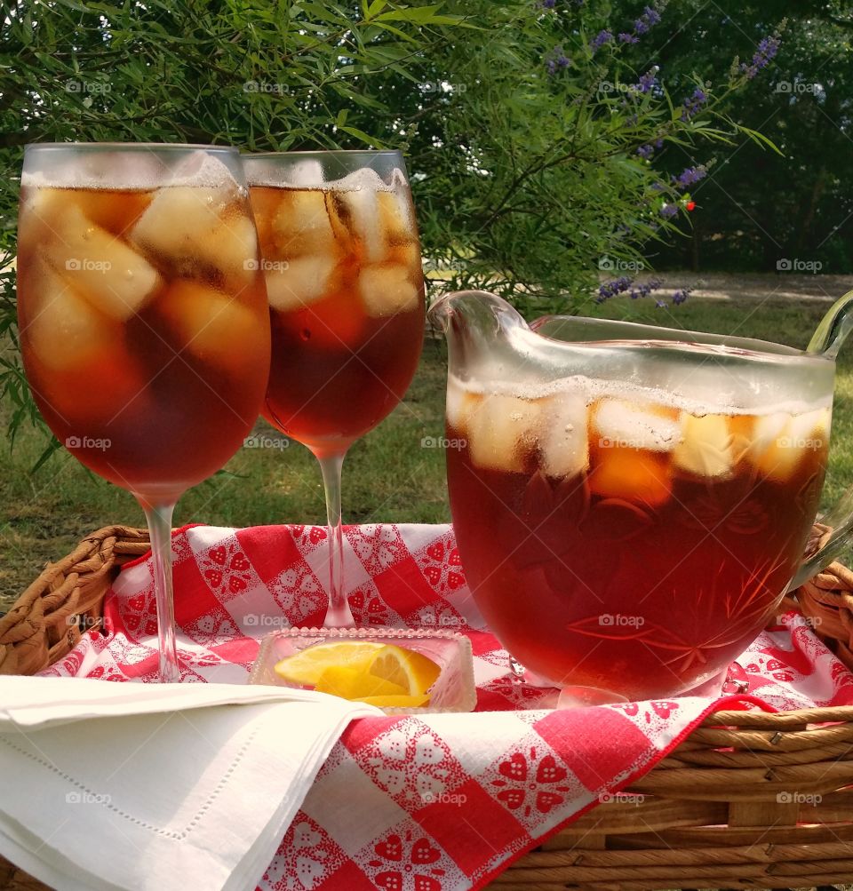Iced Tea For Two on a Hot Summer Day