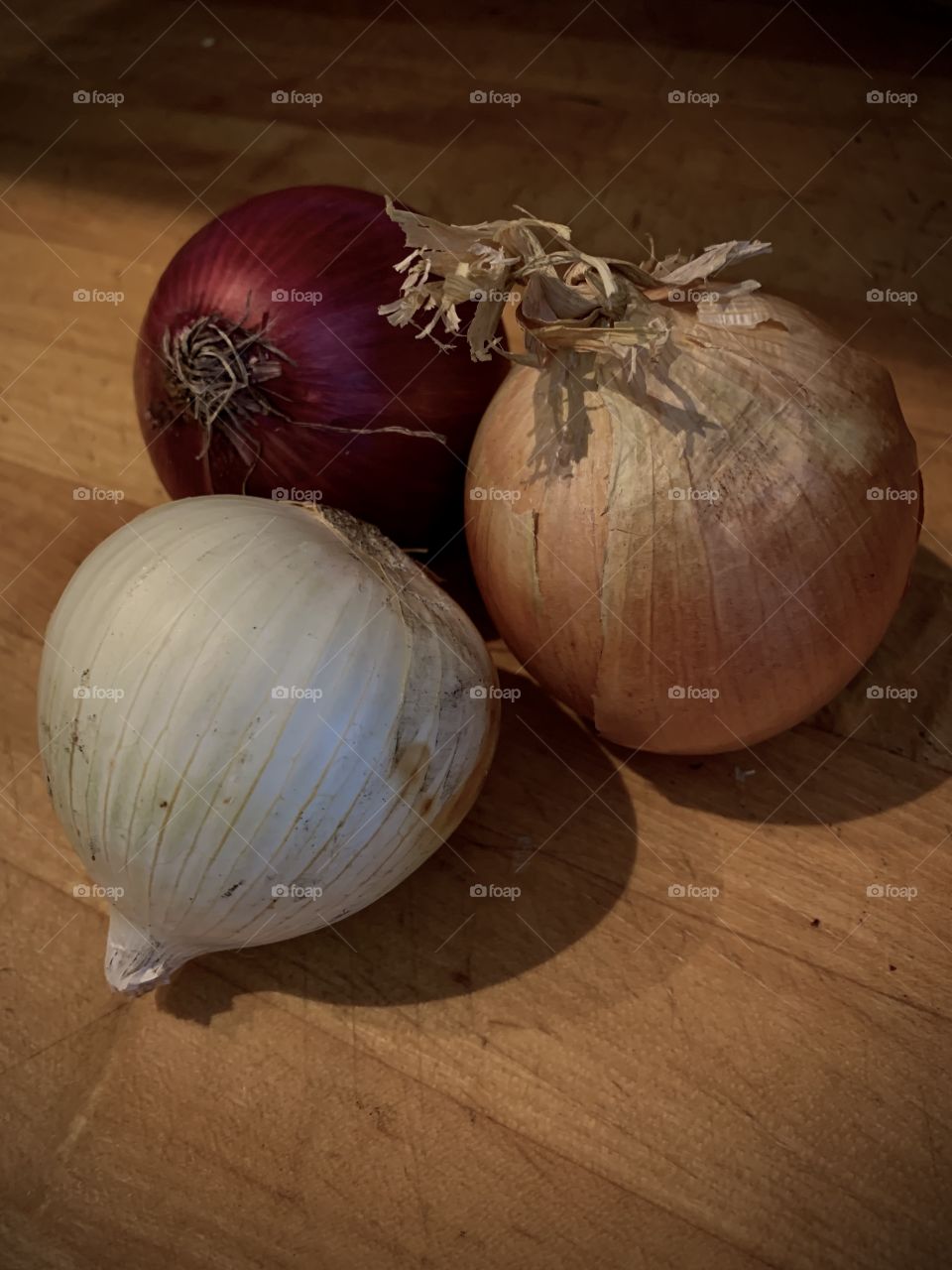 Red, white and yellow onions