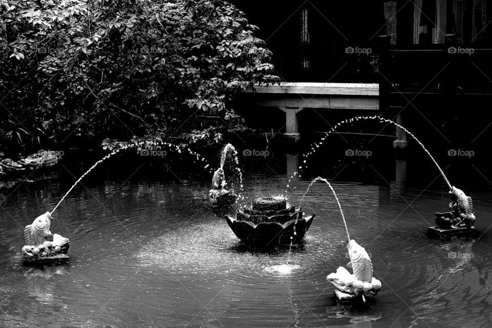 yuyuan fountain statue. A fountain statue at yuyuan, shanghai, china