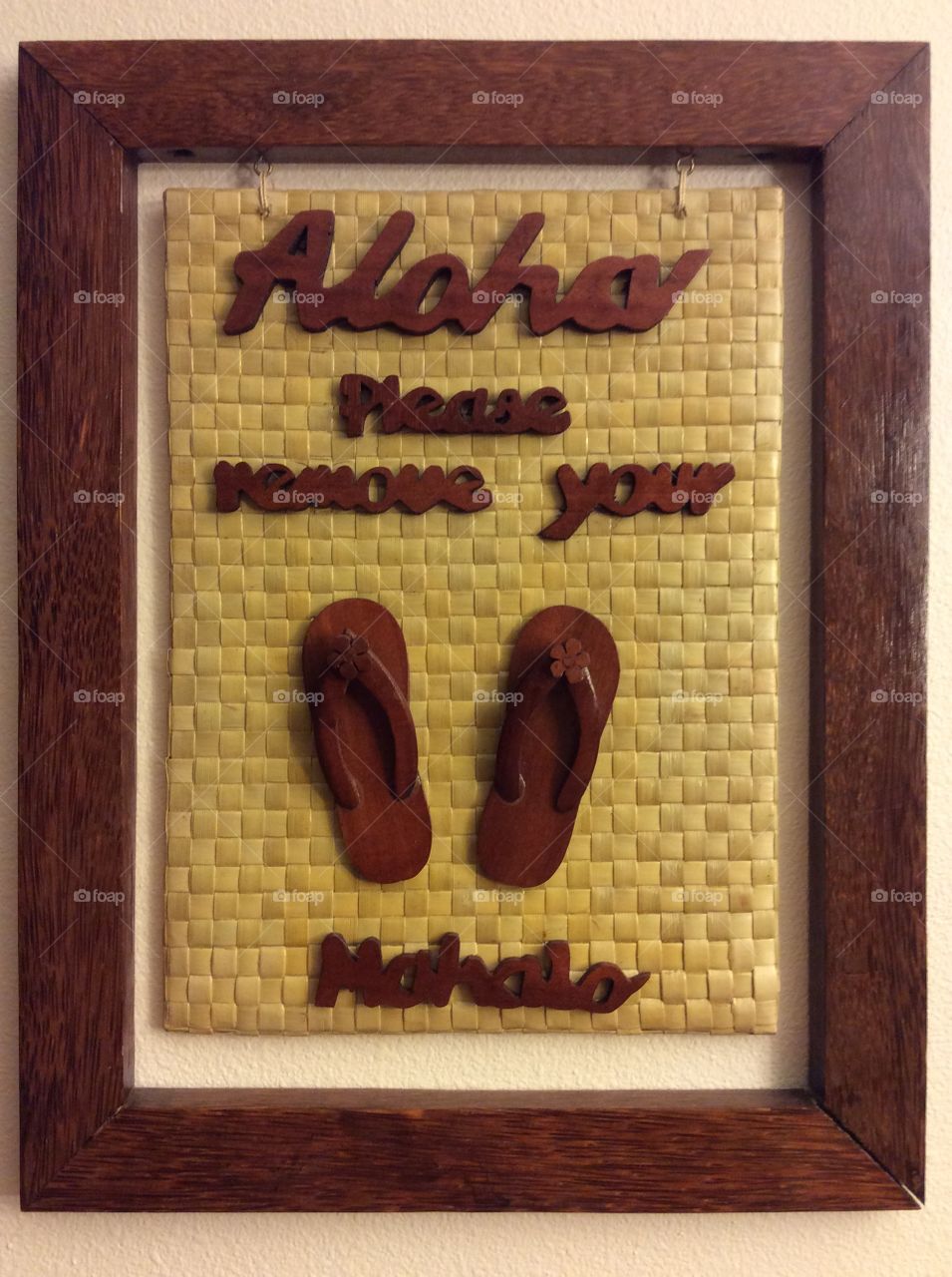 Hawaiian aloha shoe sign. Hawaiian sign - Polite way of asking people to remove their shoes