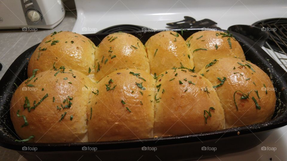 herb butter buns
