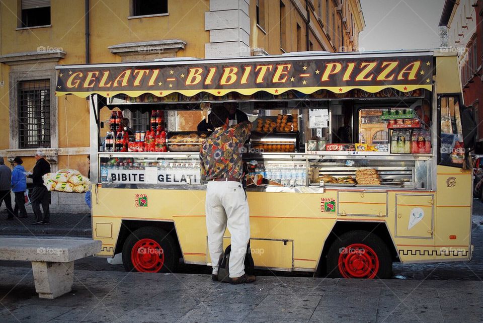 Drinks and ice cream, Rome