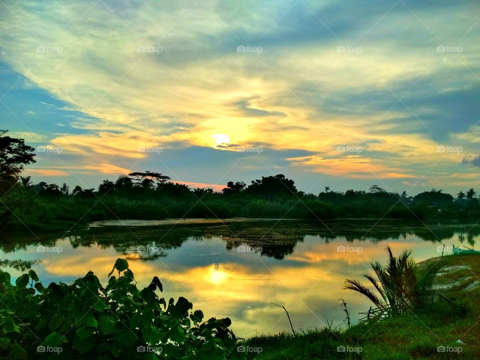 Sunset lake reflection