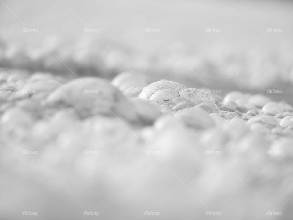 Bubbles from the tide