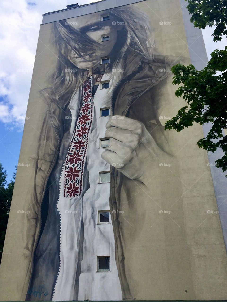 Belarusian girl street art