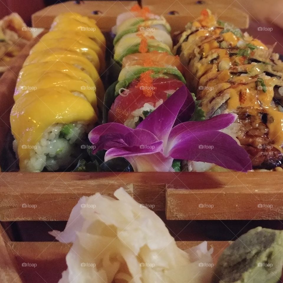 Sushi boat of happiness