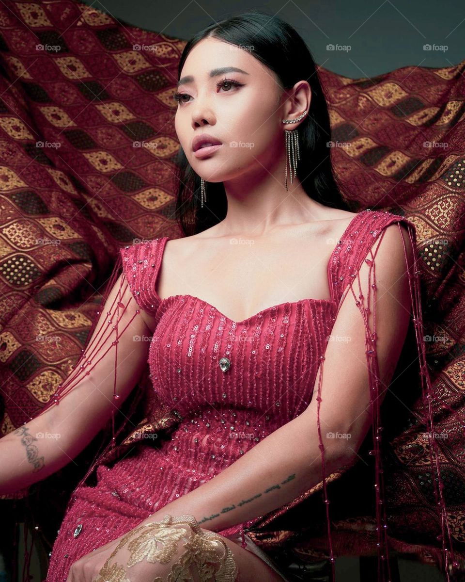 Portrait of a beautiful young woman in traditional dress