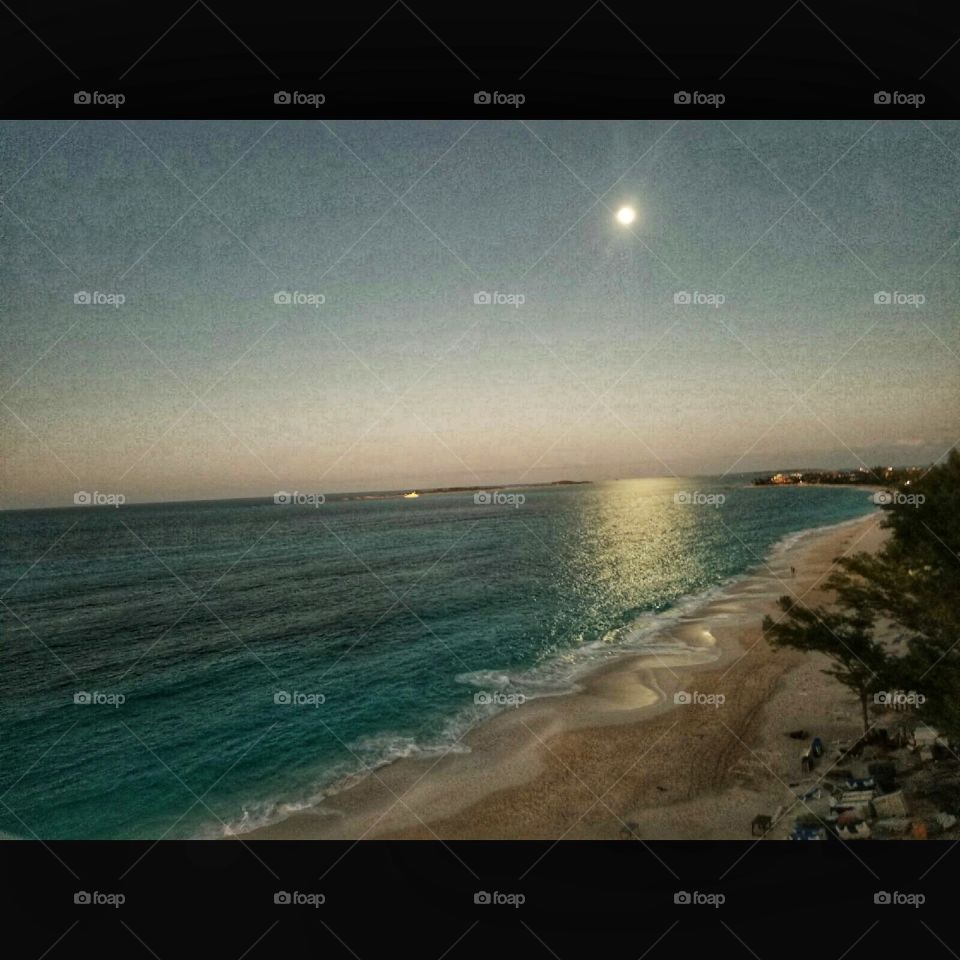 Moonlight sky in the bahamas