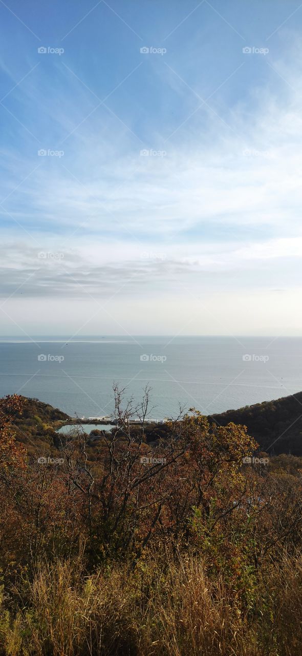 Sea view from the high bank