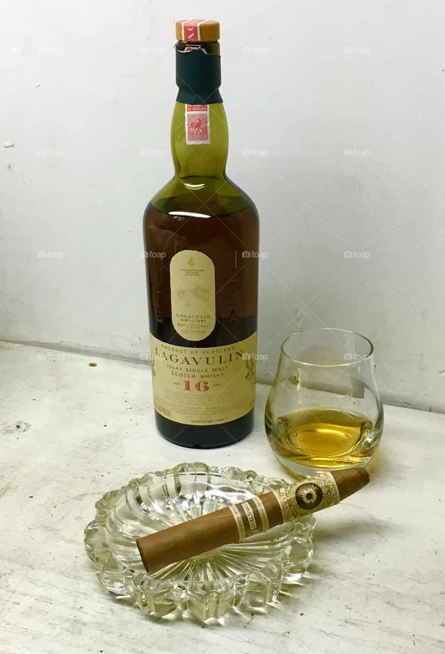 Scotch n cigars