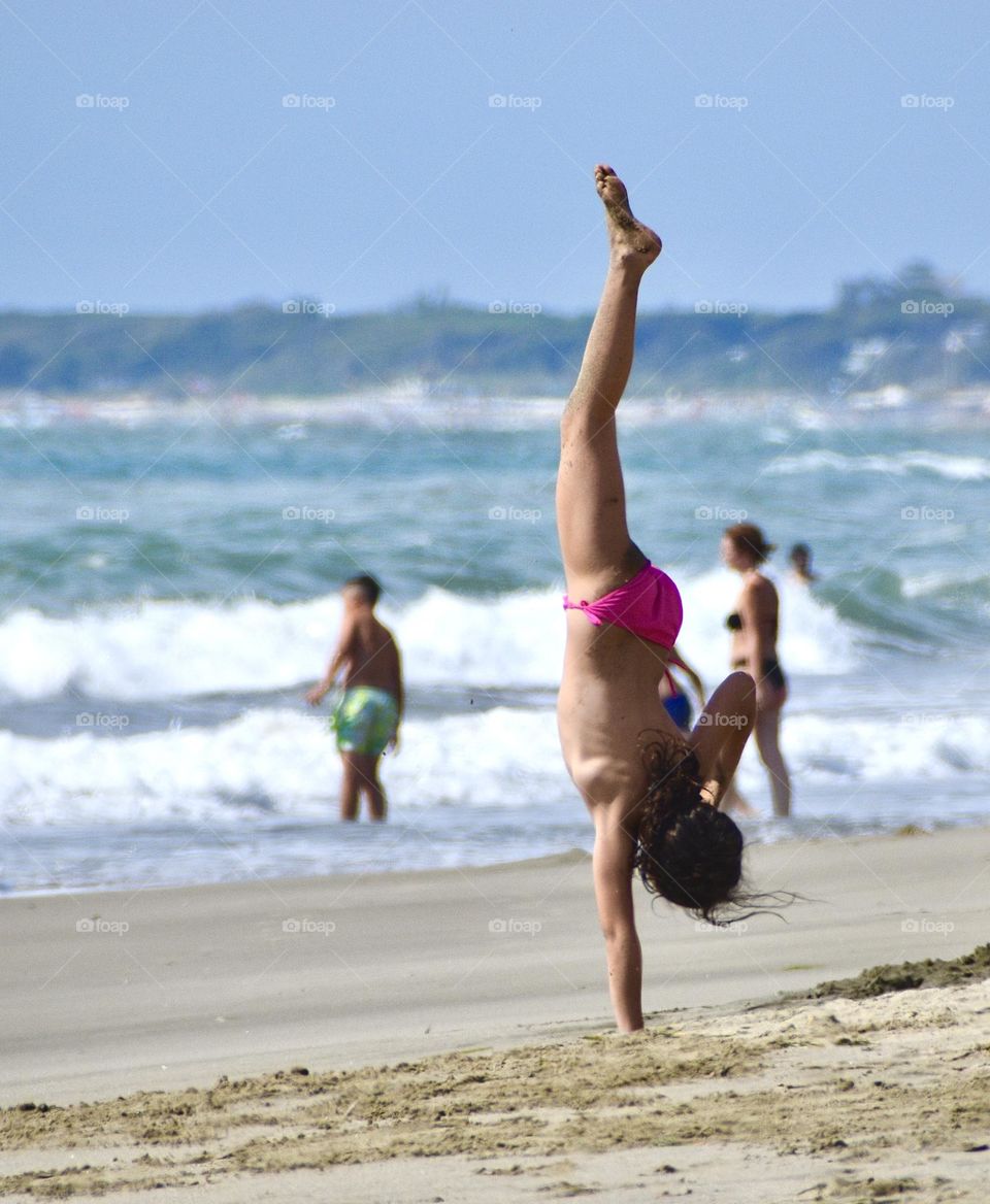 Beach stunts 