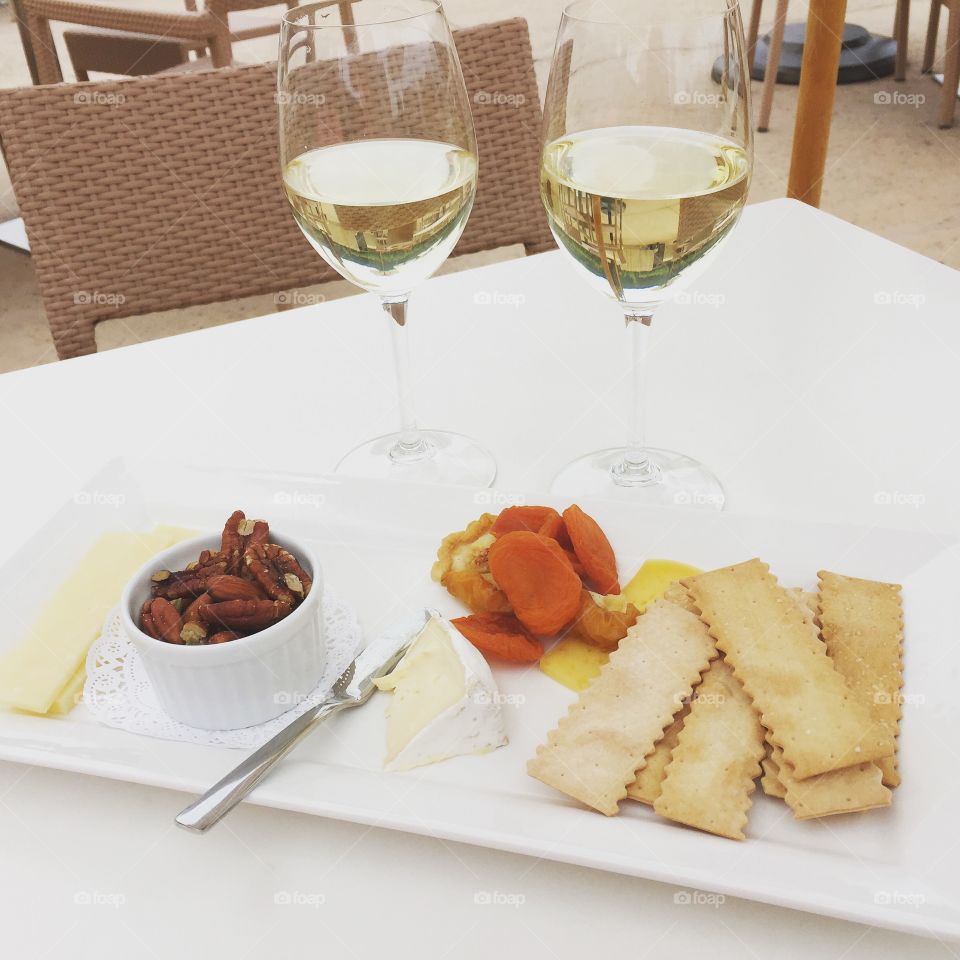 Wine & Cheese Plate