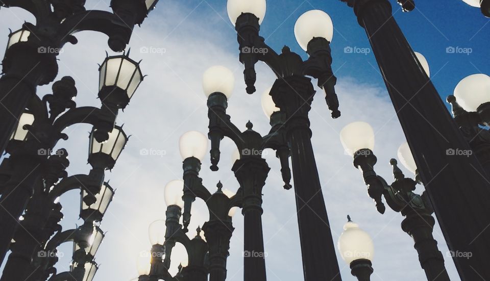 lamppost sky