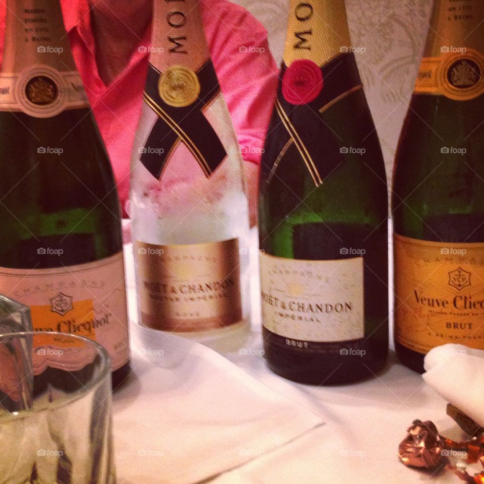 Work wine tasting. Moët and Laurent Perrier champagne tasting at a luxury resort in islamorada fl 