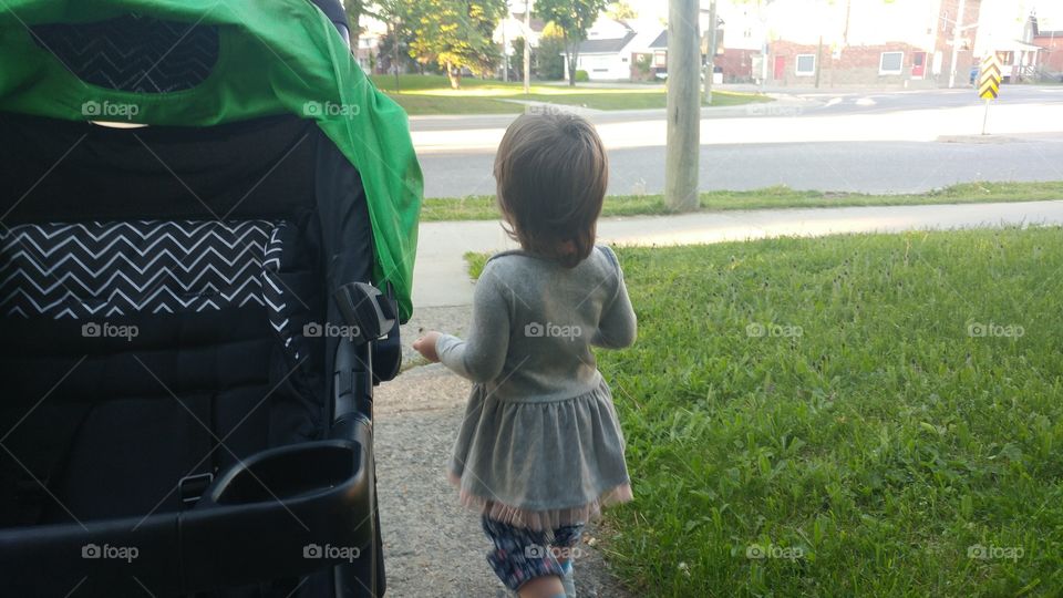 Child, People, Boy, Girl, Outdoors