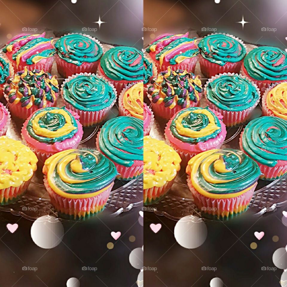 Yummy Neon Cupcakes