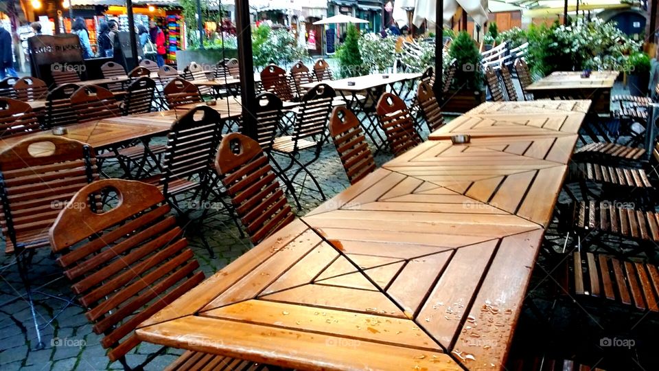 Cafe tables