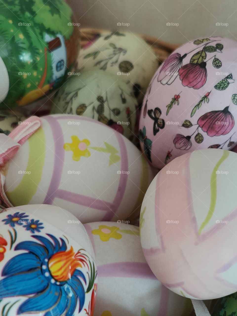 Painted eggs - Easter