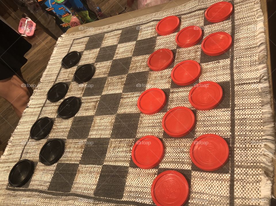 Table top checkers