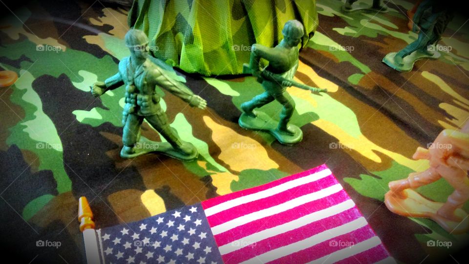 Plastic toy soldiers