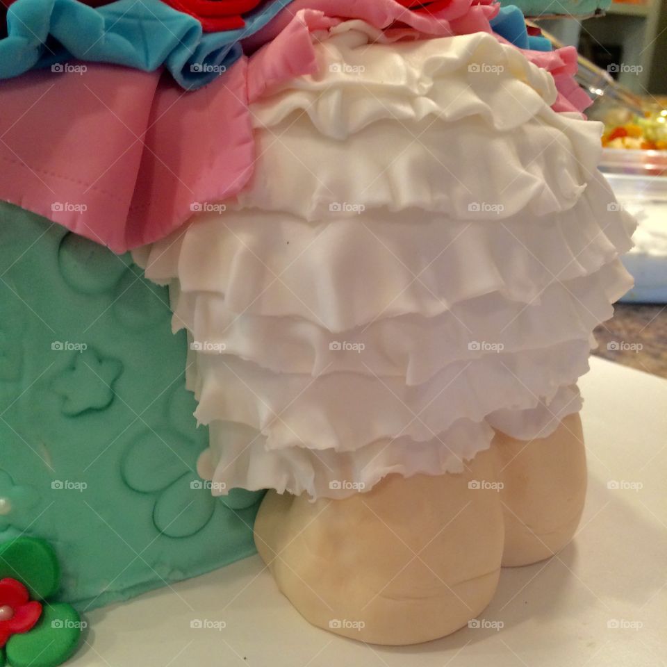 Baby's ruffles cake 