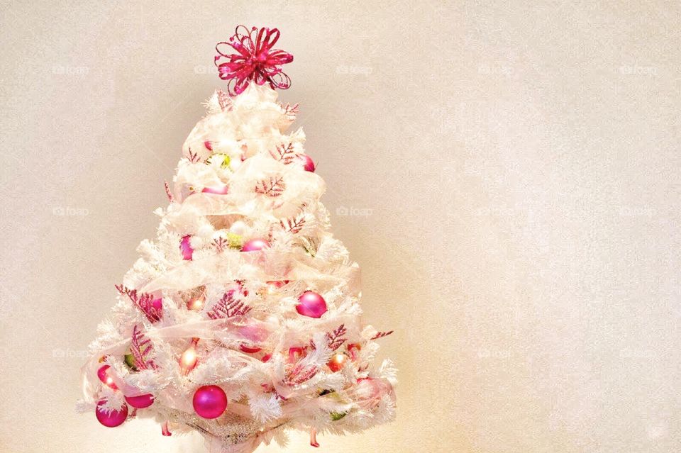 A pink Christmas. An adorable pink Christmas tree
