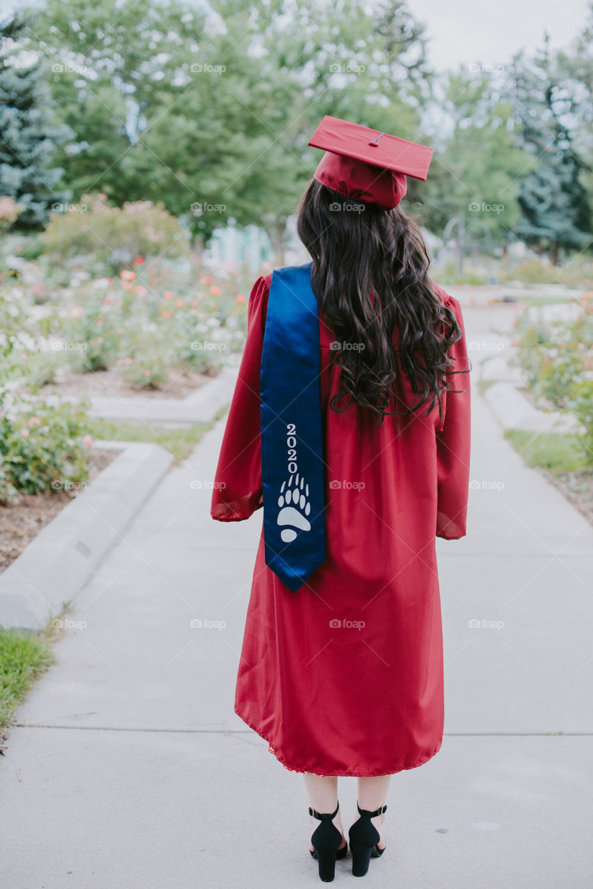 2020 graduate. Not even a pandemic could stop her! 💪🏼