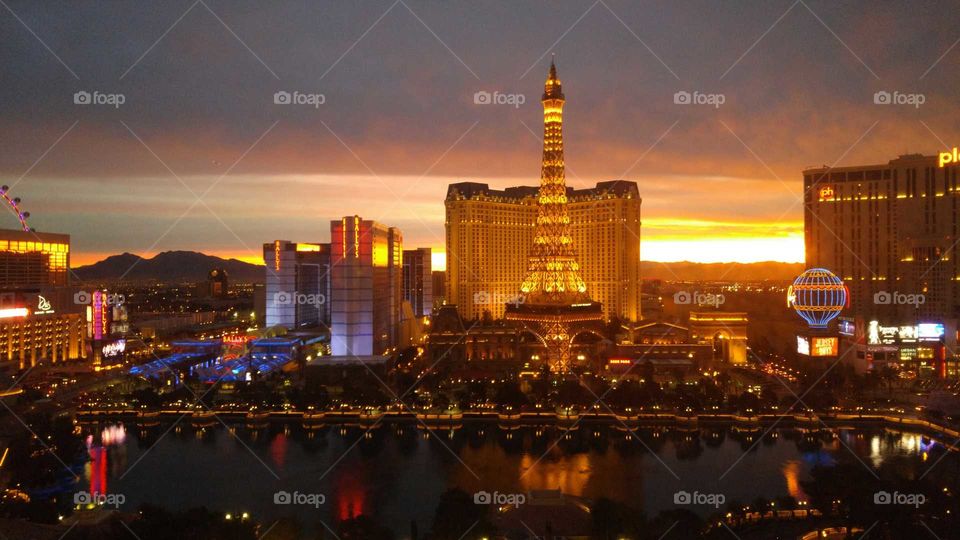 sunset in vegas