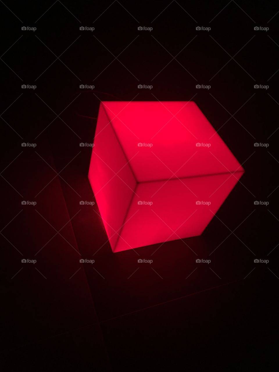 Red light cube 