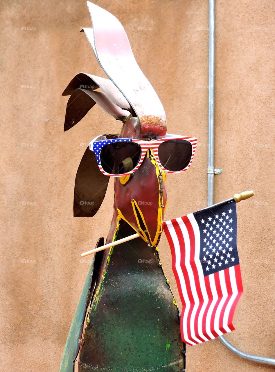 Patriotic bird sculpture